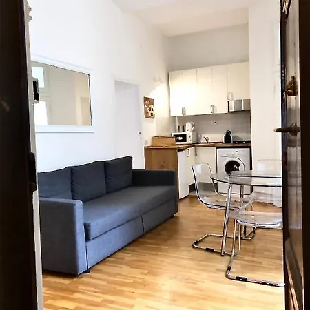 Trastevere Friendly House